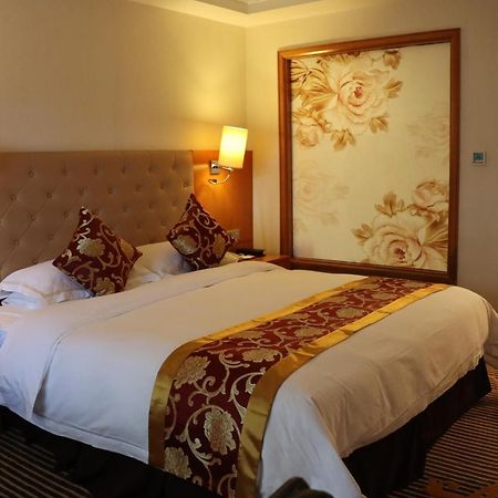 Guangzhou Yuehai Hotel Экстерьер фото