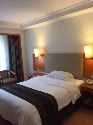 Guangzhou Yuehai Hotel Экстерьер фото